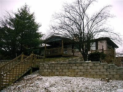 1st image of 945 Richwood Cir