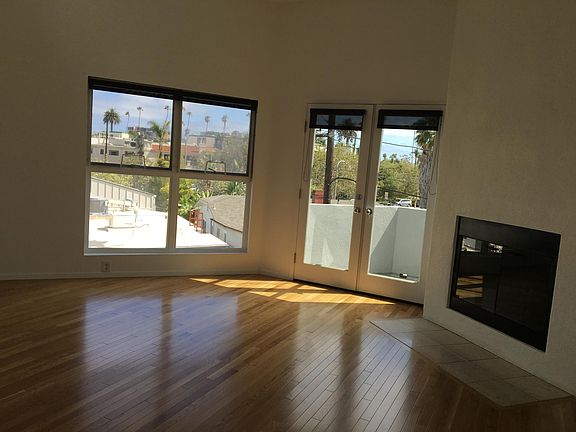 2nd image of 2207 Brenta Pl APT 8