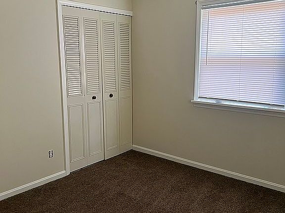 3rd image of 321 Pampaw Ln