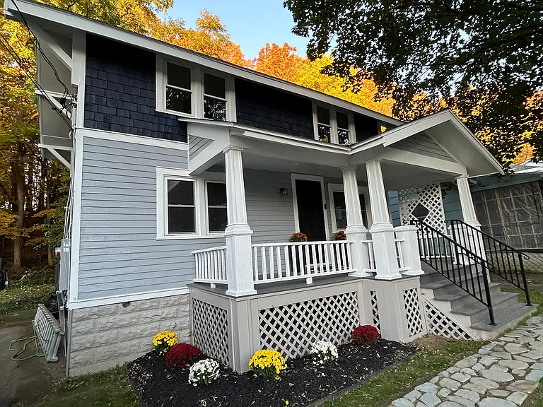 9409 Hamilton St — Photo 1