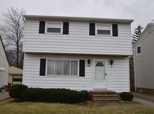 30208 Powell Rd, Willowick, OH 44095