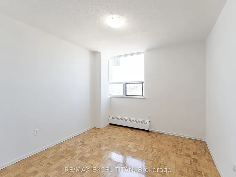 1385 Midland Ave #611 — Photo 12