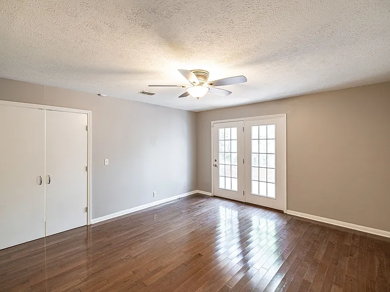 5507 Hill Ct — Photo 45