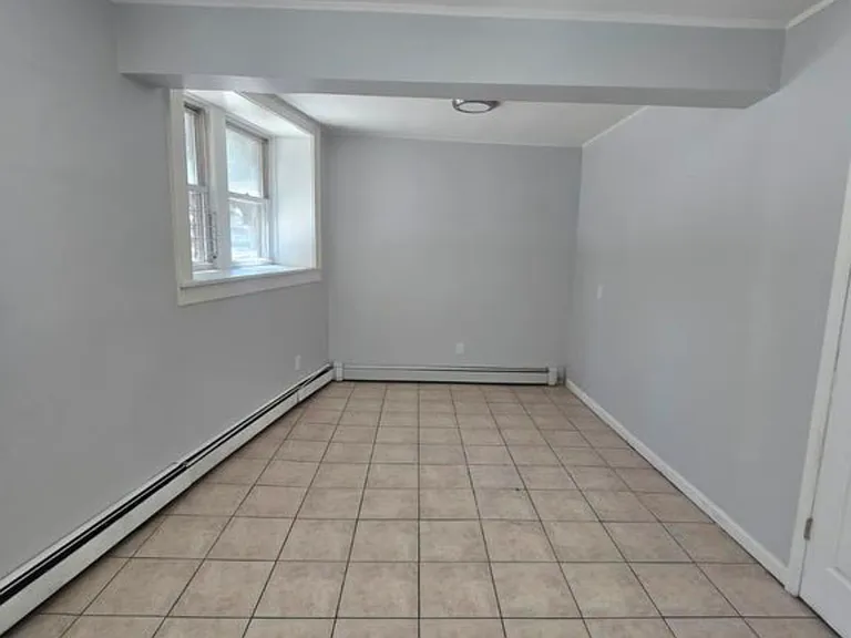 6 Rutgers Ave #B2 — Photo 4