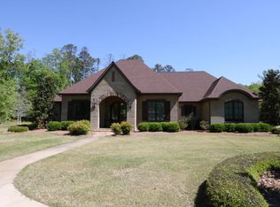 1580 Hickory Ln, Columbus, MS 39705