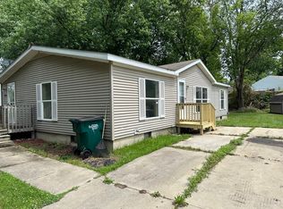 4613 Palmer St, Lansing, MI 48910