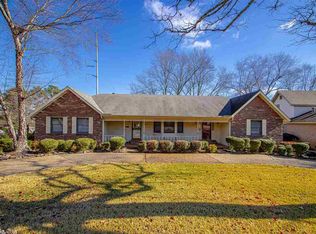 34 Club Cir, Sherwood, AR 72120