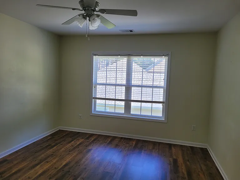 Pinecrest Dr — Photo 28