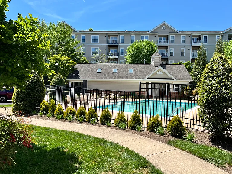 7000 Falls Reach Dr #102 — Photo 1