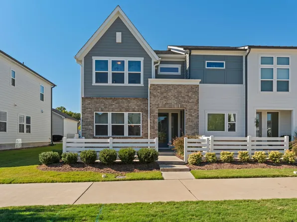 277 Wendover Pkwy, Pittsboro, NC
