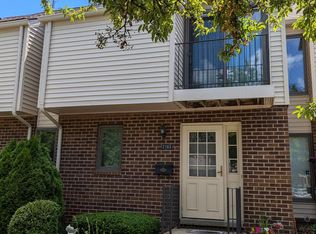 2141 Village West Dr S, Lapeer, MI