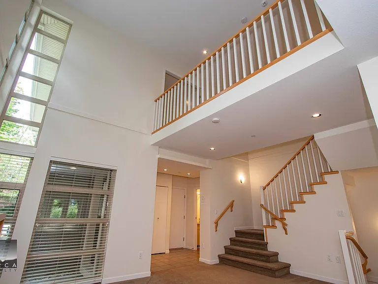 3750 Edgemont Blvd — Photo 7