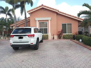 16533 SW 98th Ter, Miami, FL 33196