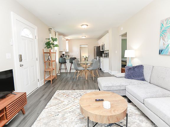 5th image of 3820 Essex Cir Unit A-1-1