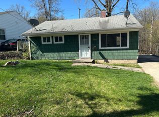 1942 Rookwood Rd, Cleveland, OH 44112