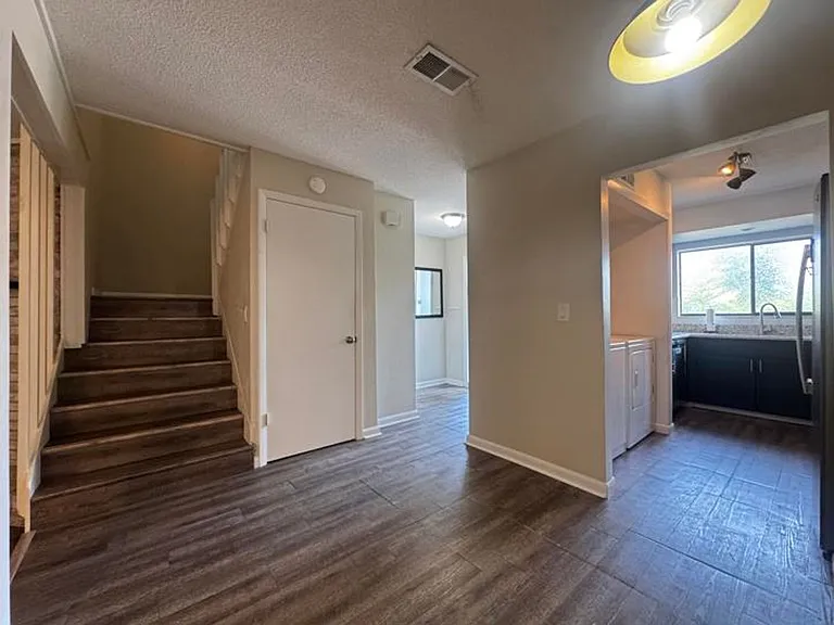 29 Fair Oaks Cir — Photo 4