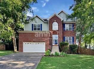 102 Fairgrove Cir, Hendersonville, TN 37075