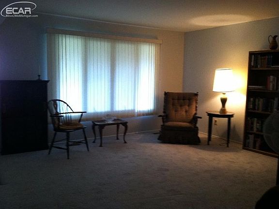 4th image of 5367 Boland Dr