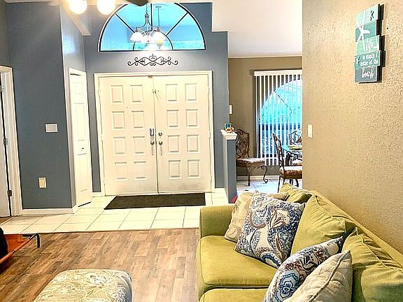 Entrance to FR Living Room