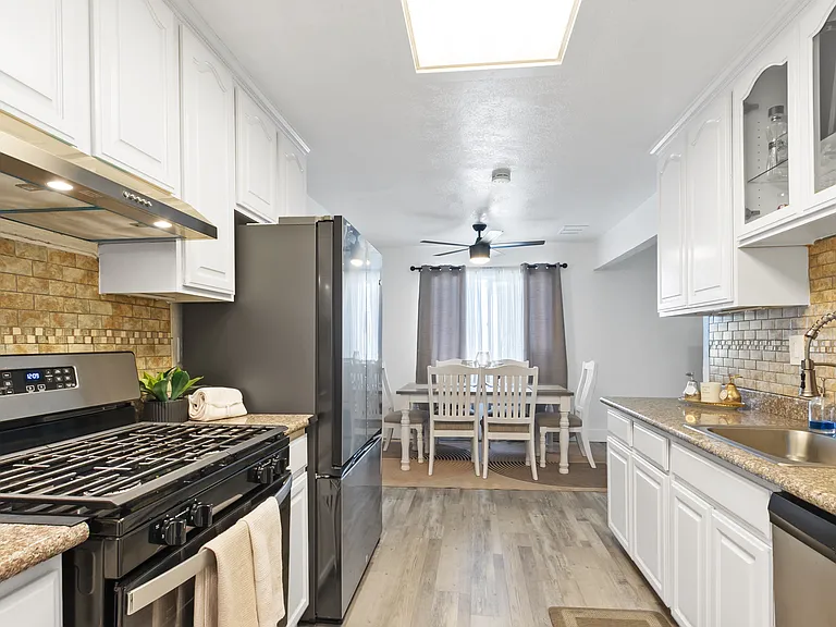1664 Nugget Ct — Photo 5