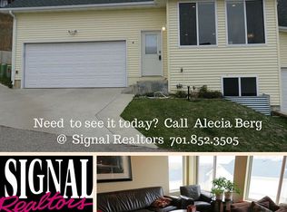 1112 Delmar Ct APT 4, Minot, ND 58703