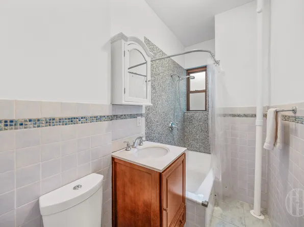 3115 Broadway image 6 of 12