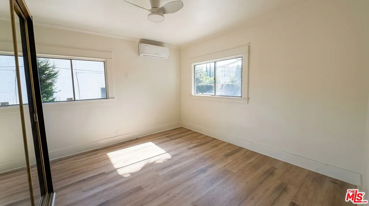 1 bed, 1.0 bath, 700 sqft, $2,300 — Photo 4