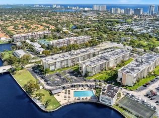 801 Three Islands Blvd APT 520, Hallandale Beach, FL 33009
