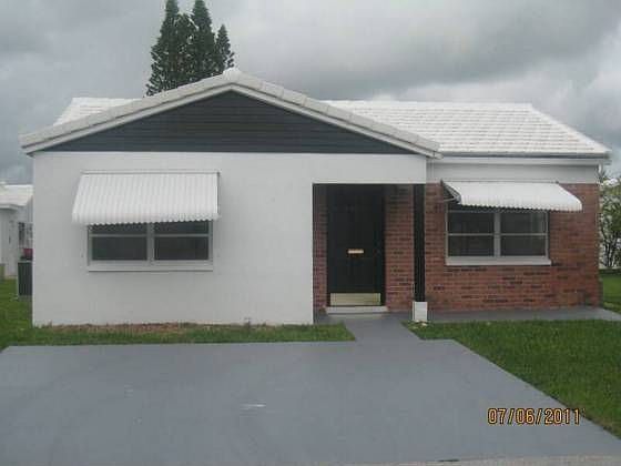 1st image of 7515 NW 67th Ave