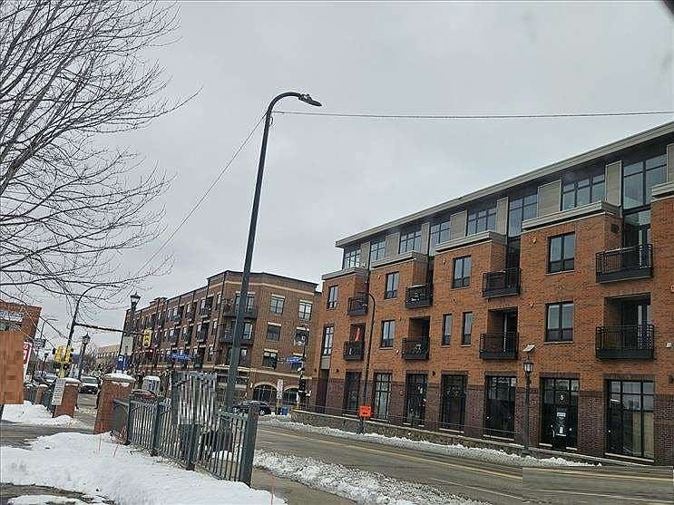 2nd image of 9 W Franklin Ave APT 205