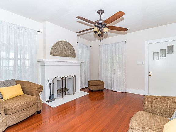 3rd image of 354 Cincinnati Ave