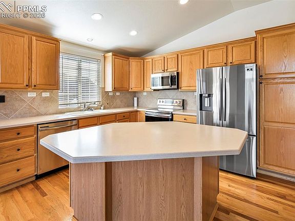 5th image of 11791 Laurelcreek Dr