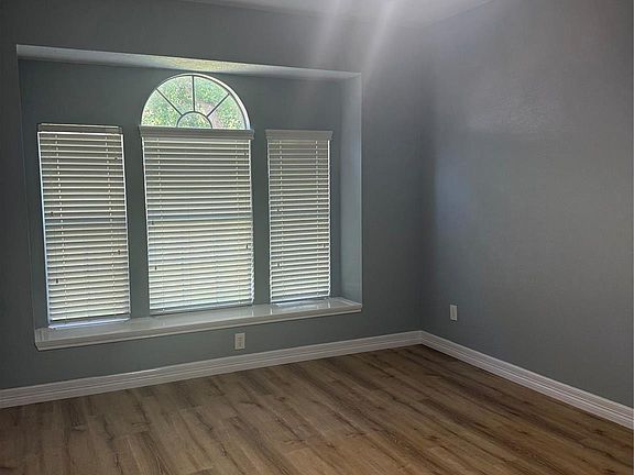 5th image of 4727 Heritage Country Ln