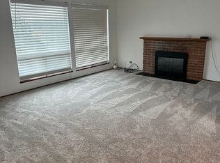 1526 E 33rd St, Bremerton, WA 98310