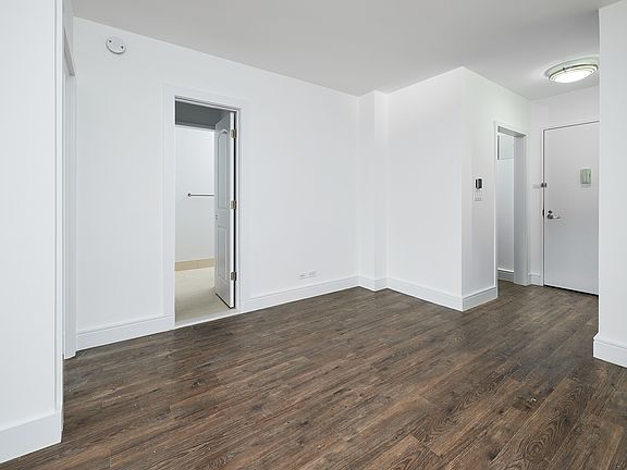 5th image of 225 E 63rd St APT 7F