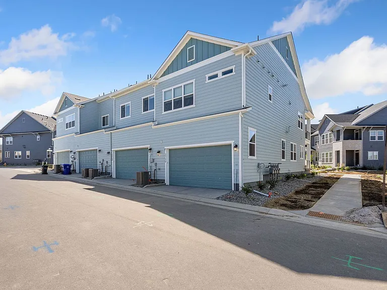 2764 Blue Iris Dr — Photo 20