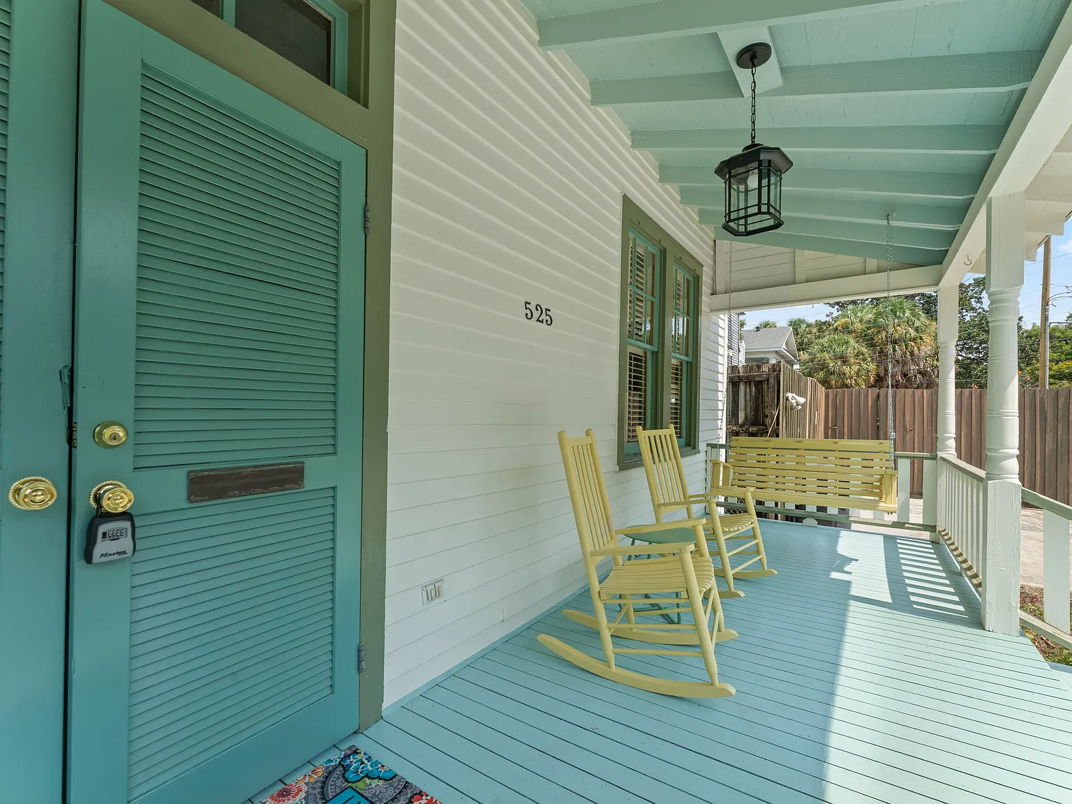 3 bed, 1228 sqft, $1,800 — Photo 3
