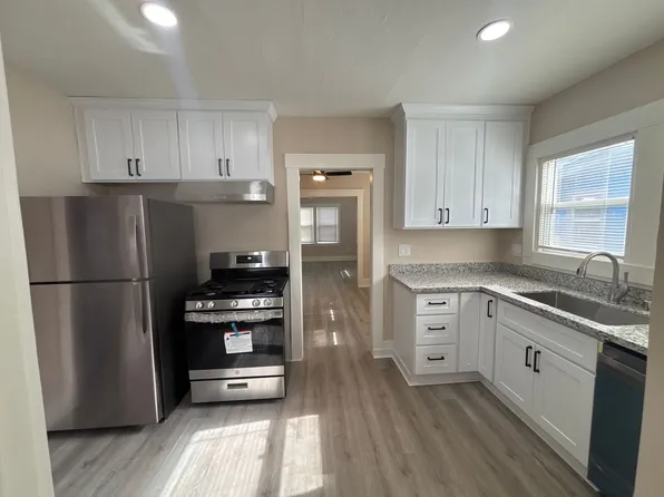 706 E 12th St, Pittsburg, CA 94565