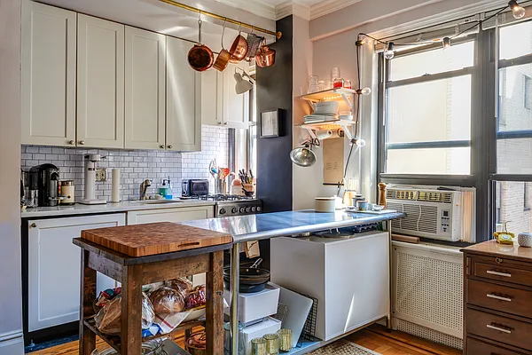 Sold by Compass | media 14