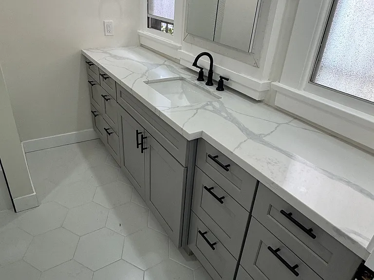 243 N Park View St #243 — Photo 15