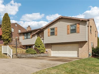 113 Red Oak Ln, Homestead, PA, 15120