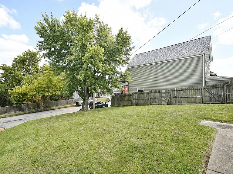 1912 Pallas St — Photo 25