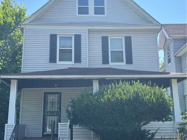 594 E 107th St, Cleveland, OH 44108