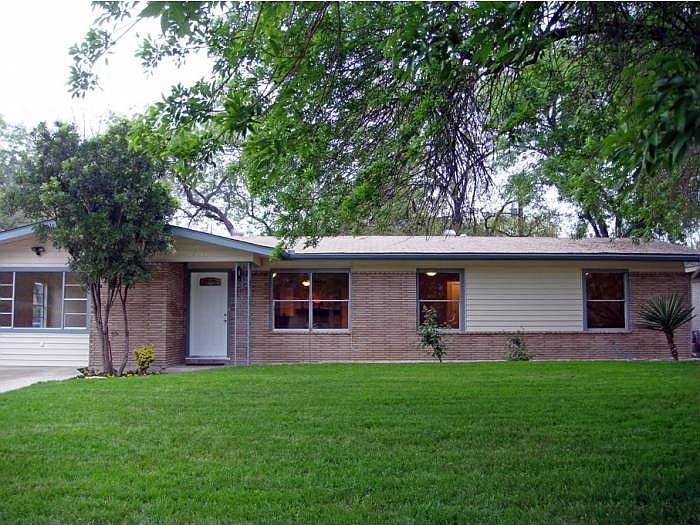 1st image of 547 Artemis Dr