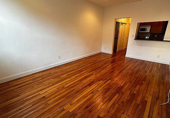 5th image of 321 E 66th St #4G