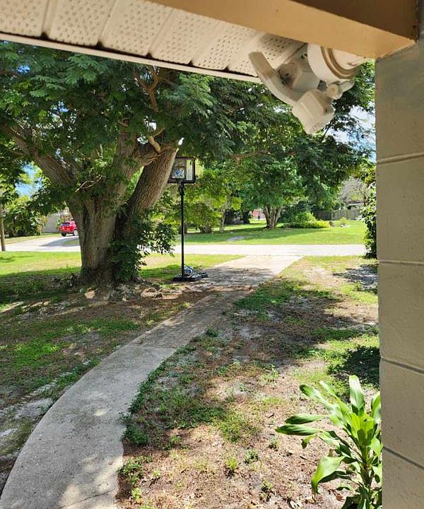 1st image of 5301 45th Ave N