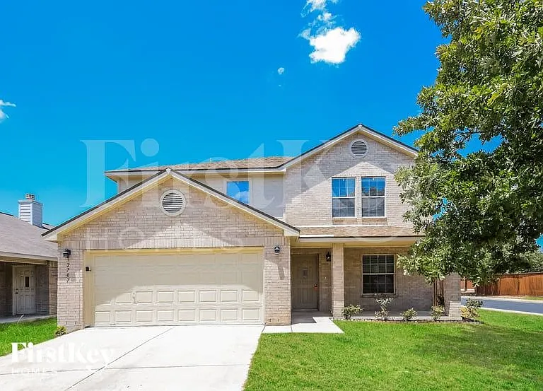 12707 Gardenia Pass — Photo 2