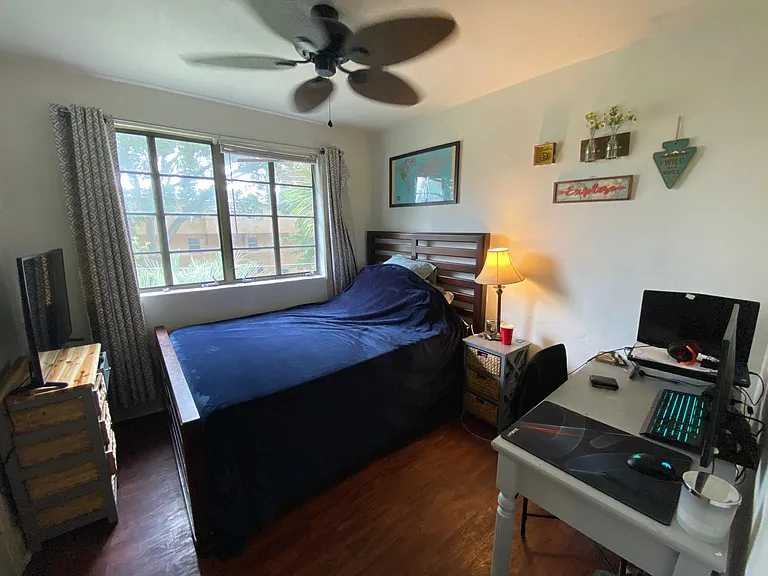 906 SW 7th Ave #3 — Photo 9