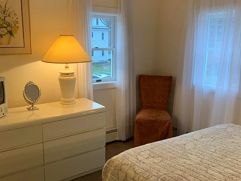 Guest tandem bedroom 2