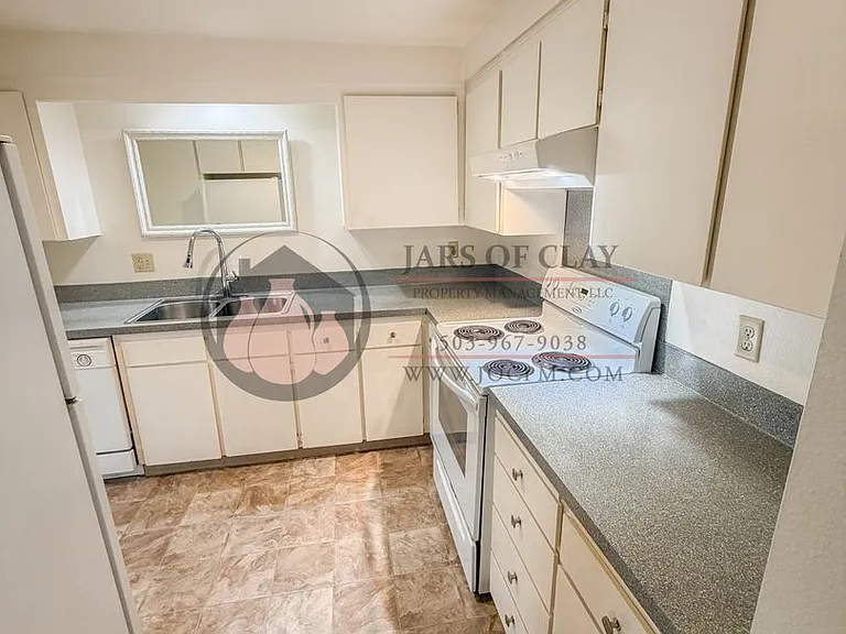 1214-1224 Dorval Ave NW — Photo 4